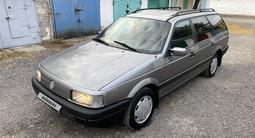 Volkswagen Passat 1993 годаүшін2 495 000 тг. в Караганда