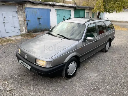 Volkswagen Passat 1993 года за 2 495 000 тг. в Караганда