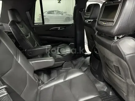 Cadillac Escalade 2018 года за 26 000 000 тг. в Алматы – фото 9