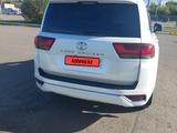 Toyota Land Cruiser 2022 года за 51 700 000 тг. в Петропавловск – фото 5