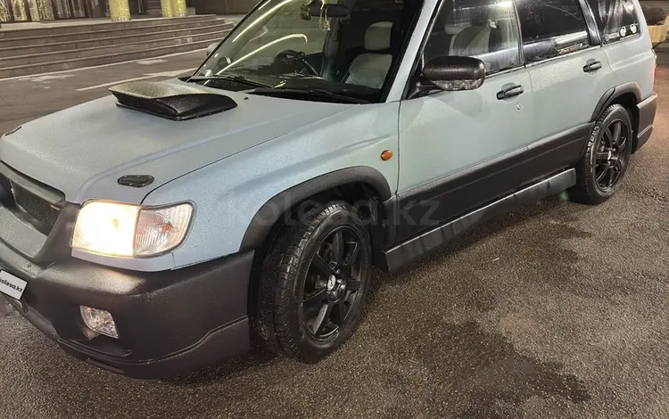 Subaru Forester 1997 годаfor3 400 000 тг. в Алматы