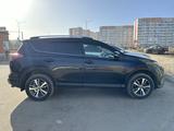 Toyota RAV4 2015 года за 11 200 000 тг. в Усть-Каменогорск – фото 4