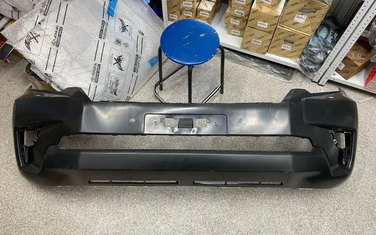 Бампер передний на Land Cruiser Prado 150. за 90 000 тг. в Алматы