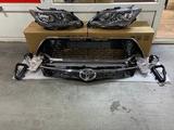 Решётка радиатора чёрная на Toyota Camry 55 (Exclusive) за 20 000 тг. в Алматы