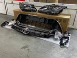 Решётка радиатора чёрная на Toyota Camry 55 (Exclusive) за 20 000 тг. в Алматы – фото 2