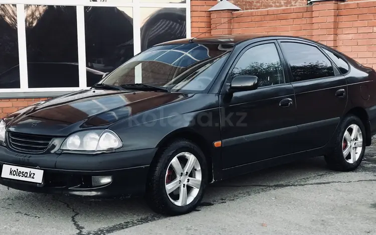 Toyota Avensis 1998 годаүшін2 550 000 тг. в Петропавловск