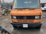 Mercedes-Benz  T1 1985 годаүшін2 600 000 тг. в Караганда