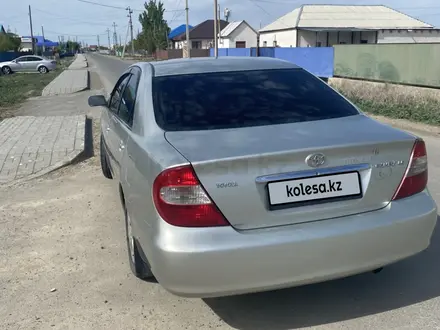 Toyota Camry 2002 года за 4 300 000 тг. в Атырау – фото 3
