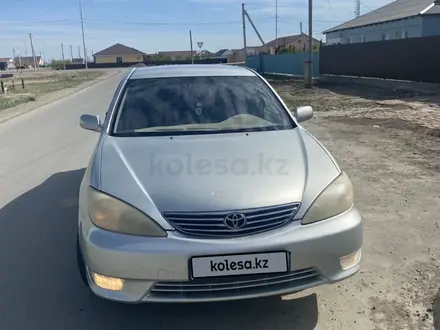 Toyota Camry 2002 года за 4 300 000 тг. в Атырау – фото 5