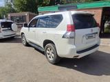 Toyota Land Cruiser Prado 2010 года за 14 100 000 тг. в Уральск – фото 2