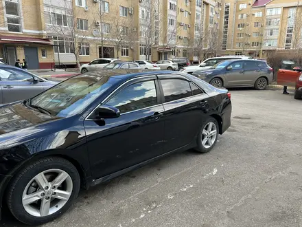 Toyota Camry 2013 года за 5 500 000 тг. в Актобе – фото 7