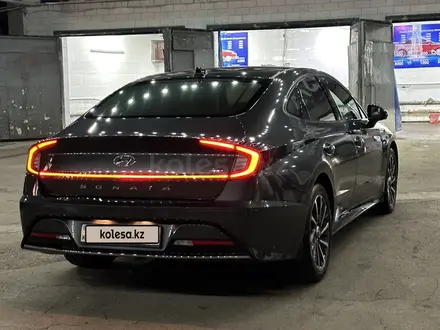 Hyundai Sonata 2021 года за 12 800 000 тг. в Алматы – фото 4