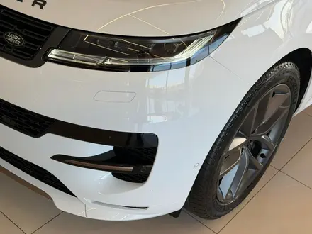 Land Rover Range Rover Sport Dynamic SE 2026 года за 98 717 000 тг. в Астана – фото 6