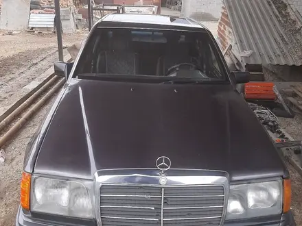 Mercedes-Benz E 230 1992 года за 1 200 000 тг. в Алматы – фото 3