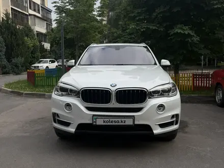 BMW X5 2015 года за 23 000 000 тг. в Астана – фото 2