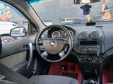 Chevrolet Aveo 2011 года за 2 400 000 тг. в Павлодар – фото 2