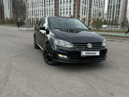 Volkswagen Polo 2018 года за 6 400 000 тг. в Астана