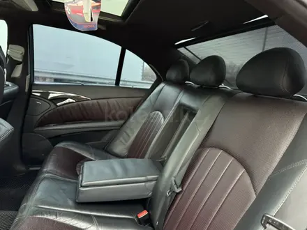 Mercedes-Benz E 55 AMG 2004 года за 7 900 000 тг. в Алматы – фото 20
