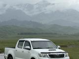 Toyota Hilux 2013 годаүшін8 600 000 тг. в Алматы – фото 2