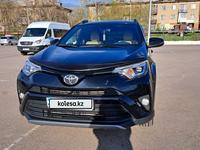 Toyota RAV4 2018 года за 13 800 000 тг. в Караганда