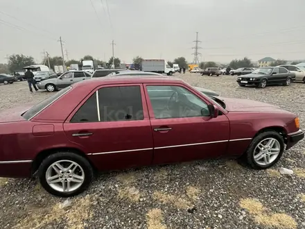 Mercedes-Benz E 230 1991 года за 1 800 000 тг. в Шымкент – фото 3