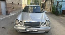 Mercedes-Benz E 230 1997 годаүшін2 600 000 тг. в Астана – фото 2