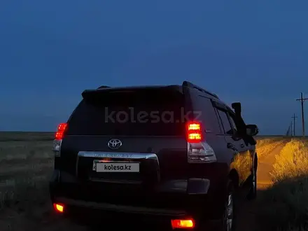 Toyota Land Cruiser Prado 2012 года за 16 500 000 тг. в Актобе – фото 3