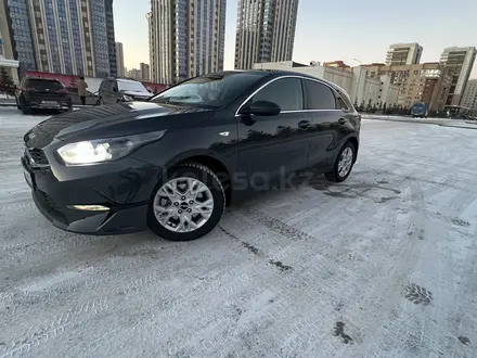 Kia Cee'd 2023 года за 10 450 000 тг. в Астана – фото 2