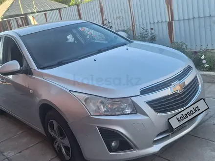 Chevrolet Cruze 2013 года за 4 200 000 тг. в Актобе – фото 2