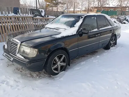 Mercedes-Benz E 200 1993 года за 1 300 000 тг. в Щучинск