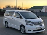 Toyota Vellfire 2010 года за 6 100 000 тг. в Атырау – фото 2