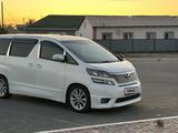 Toyota Vellfire 2010 года за 6 100 000 тг. в Атырау – фото 3