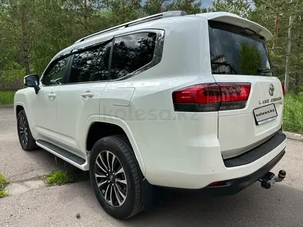 Toyota Land Cruiser 2023 года за 55 000 000 тг. в Алматы – фото 3