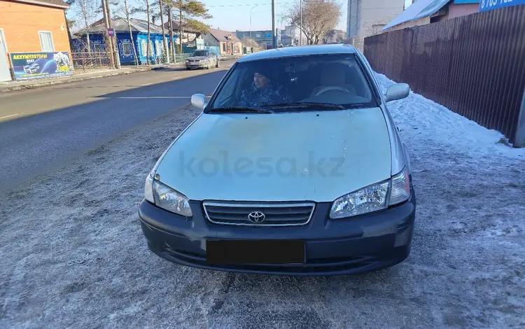 Toyota Camry 2001 годаfor2 800 000 тг. в Павлодар