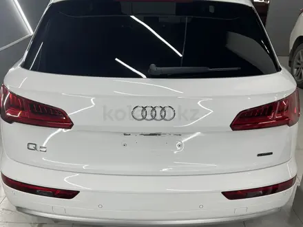 Audi Q5 2018 года за 19 500 000 тг. в Алматы – фото 6