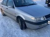 Volkswagen Passat 1995 года за 1 300 000 тг. в Караганда – фото 2