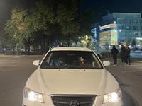 Hyundai Sonata 2006 годаүшін3 900 000 тг. в Алматы