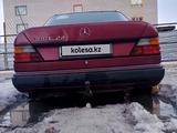 Mercedes-Benz E 320 1991 года за 1 500 000 тг. в Актобе – фото 3