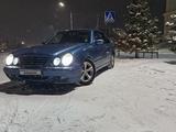 Mercedes-Benz E 200 1999 годаfor3 500 000 тг. в Караганда