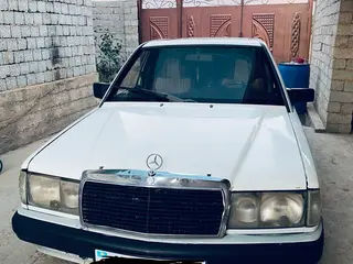 Mercedes-Benz 190