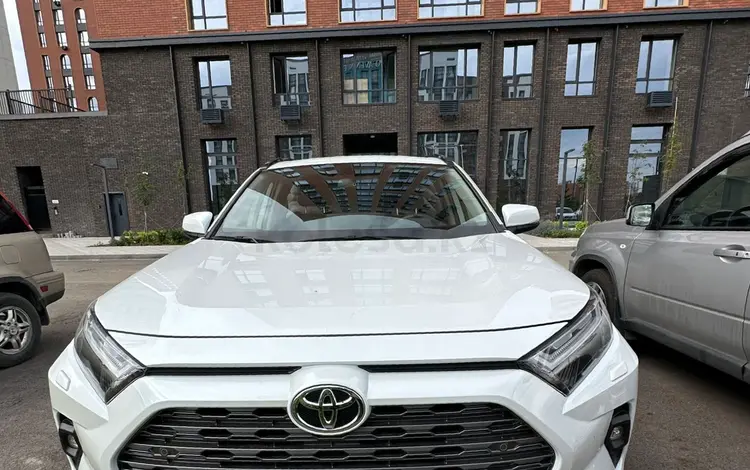 Toyota RAV4 2022 годаүшін20 300 000 тг. в Астана