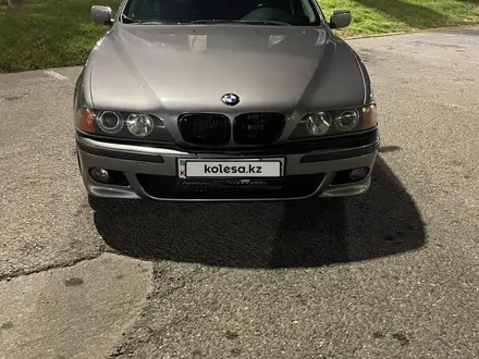 BMW 528 1996 года за 3 300 000 тг. в Тараз – фото 3