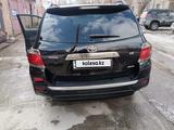 Toyota Highlander 2012 года за 10 500 000 тг. в Усть-Каменогорск – фото 4