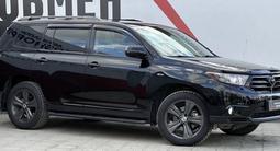 Toyota Highlander 2012 годаүшін12 500 000 тг. в Актобе