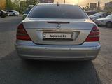 Mercedes-Benz E 320 2004 годаүшін5 500 000 тг. в Алматы – фото 2