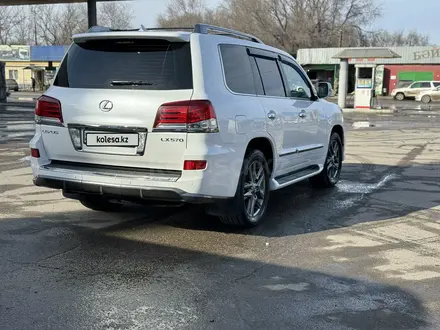 Lexus LX 570 2015 года за 32 000 000 тг. в Алматы – фото 2