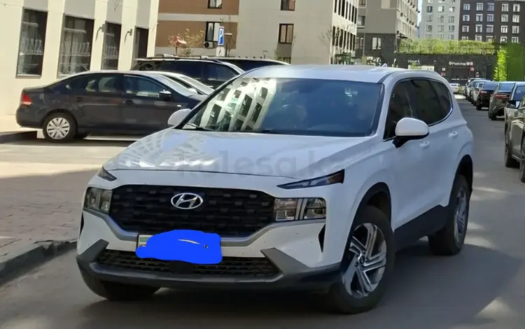 Hyundai Santa Fe 2021 годаүшін14 800 000 тг. в Караганда