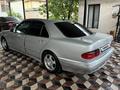 Mercedes-Benz E 320 2000 года за 4 350 000 тг. в Шымкент – фото 4