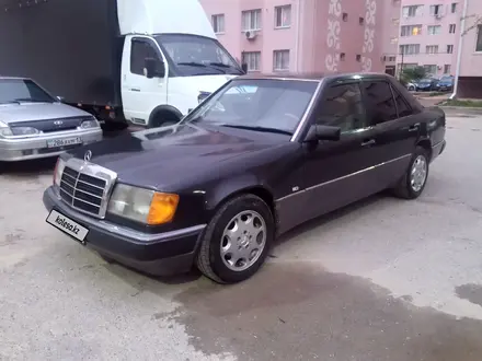 Mercedes-Benz E 200 1990 года за 1 000 000 тг. в Шымкент – фото 4