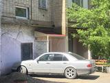 Mercedes-Benz E 230 1997 годаүшін1 650 000 тг. в Уральск – фото 4